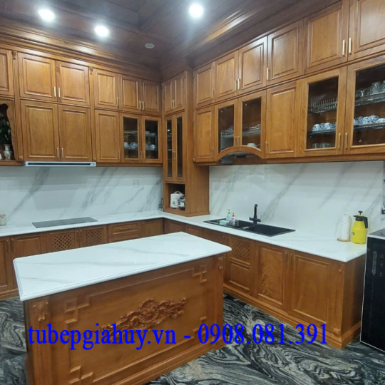 TỦ BẾP GỖ ĐỎ 3